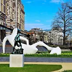 Hotel Leonardo Museum Quarter 4*