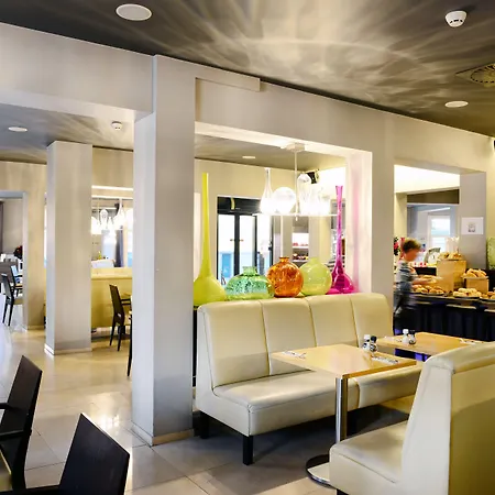 Leonardo Museum Quarter Hotel