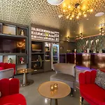 Leonardo Museum Quarter Otel 4*