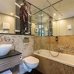 מלון Leonardo Museum Quarter אמסטרדם