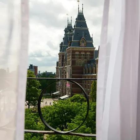 Leonardo Museum Quarter 4*