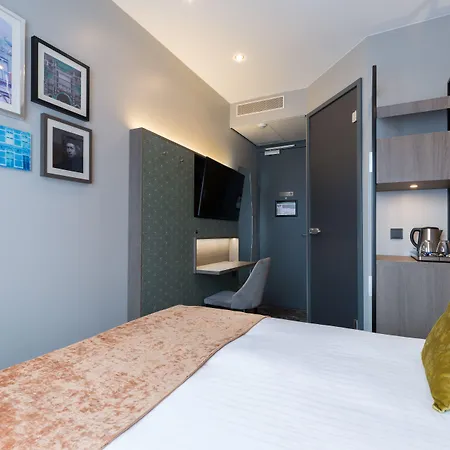 Leonardo Museum Quarter Otel