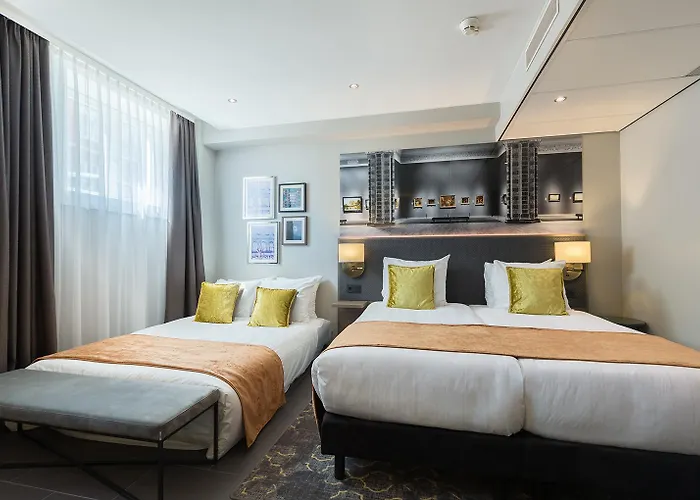 Hotel Leonardo Museum Quarter 4*