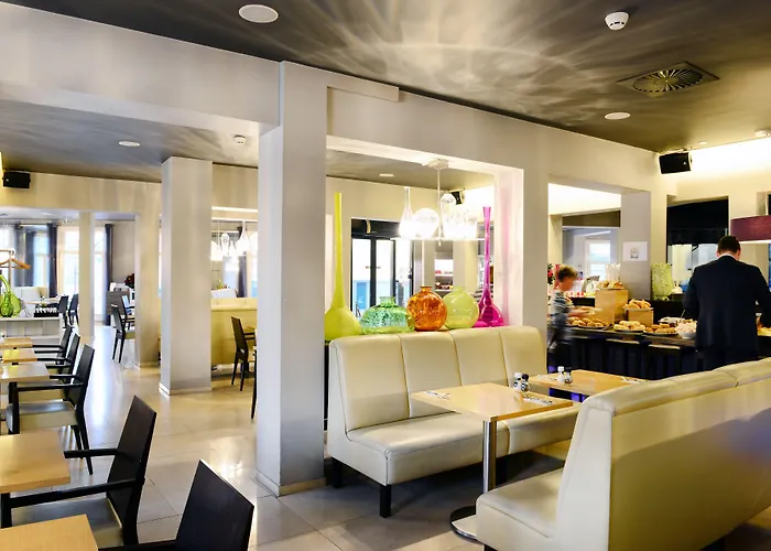 Leonardo Museum Quarter Hotel