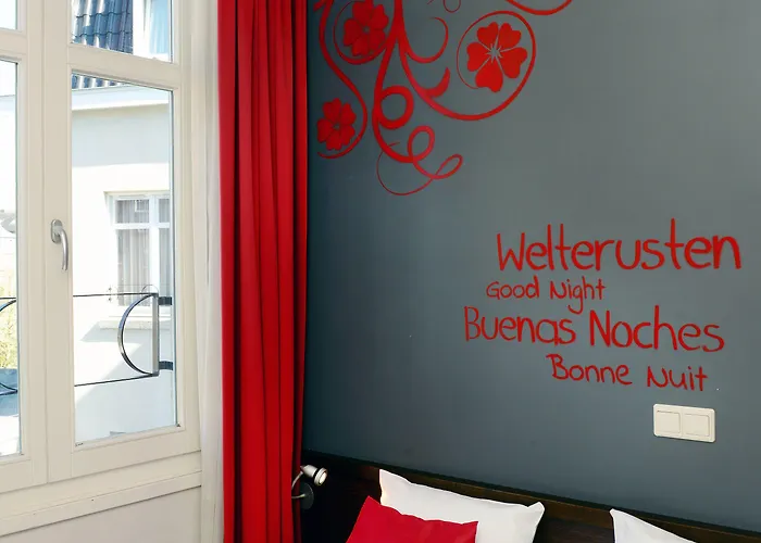 Leonardo Museum Quarter Hotel 4*