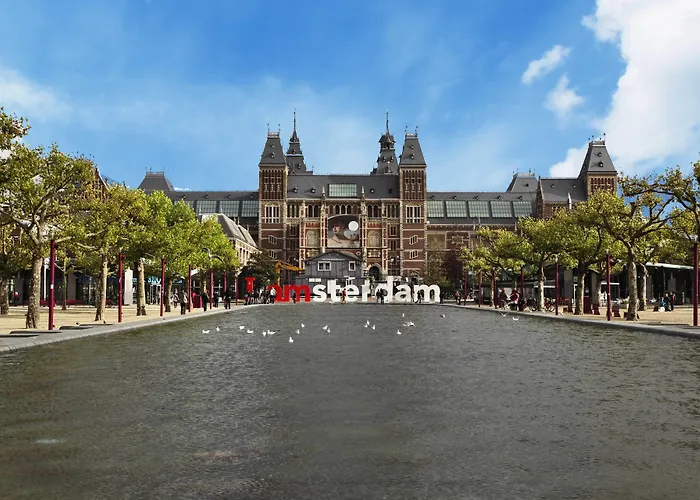 Leonardo Museum Quarter Hotel