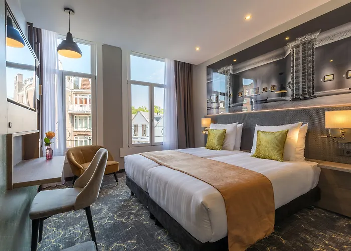 Leonardo Museum Quarter Hotel 4*