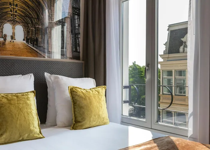 Hotel Leonardo Museum Quarter 4*