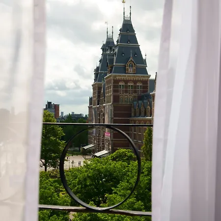 Leonardo Museum Quarter ホテル 4*