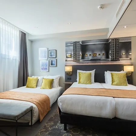 Leonardo Museum Quarter Hotel 4*