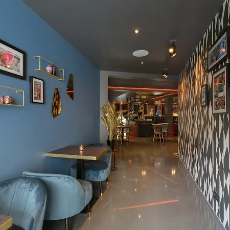 Leonardo Museum Quarter 4* אמסטרדם